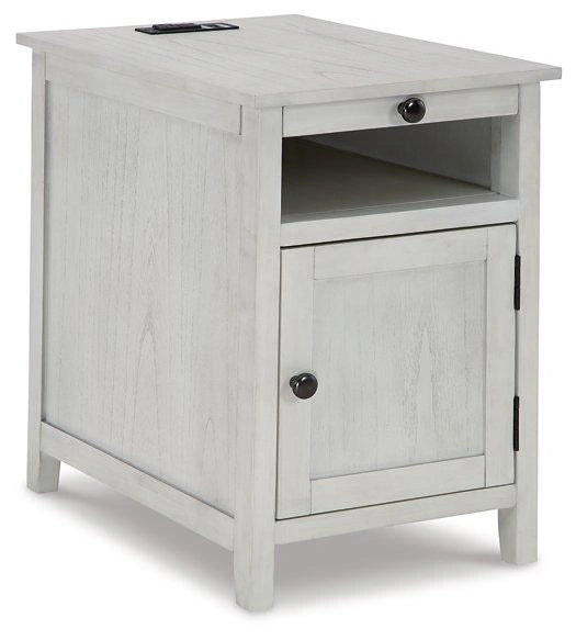 Five Star Furniture - Treytown Chairside End Table