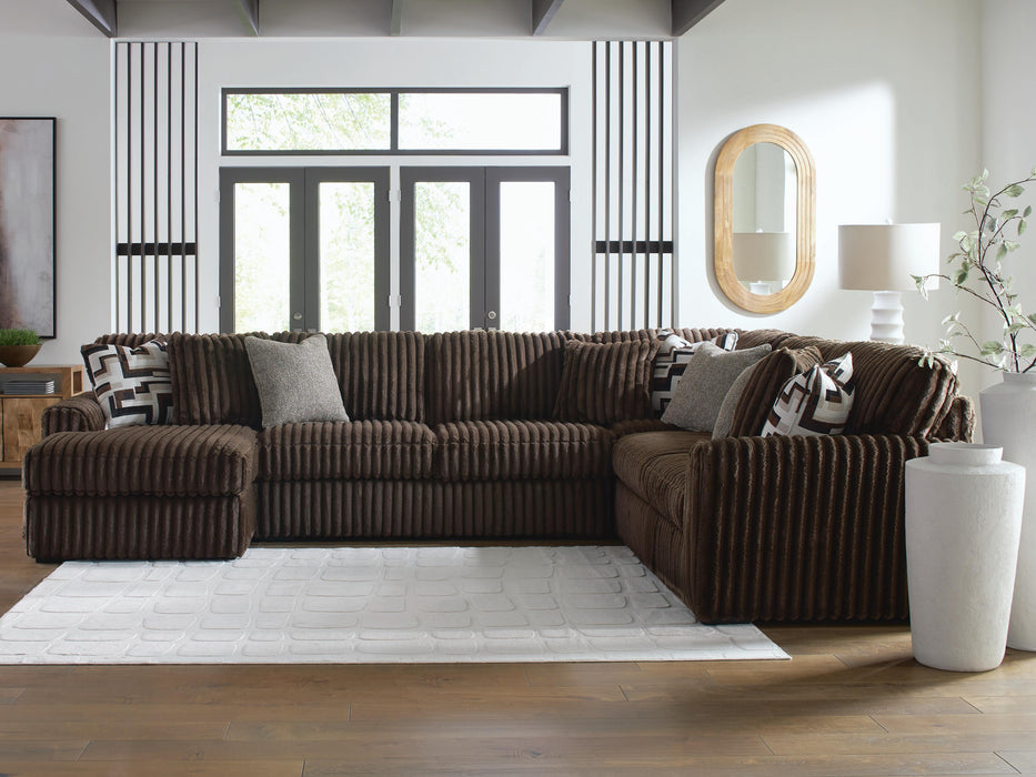 Five Star Furniture - Midnight-Madness Sectional with Chaise