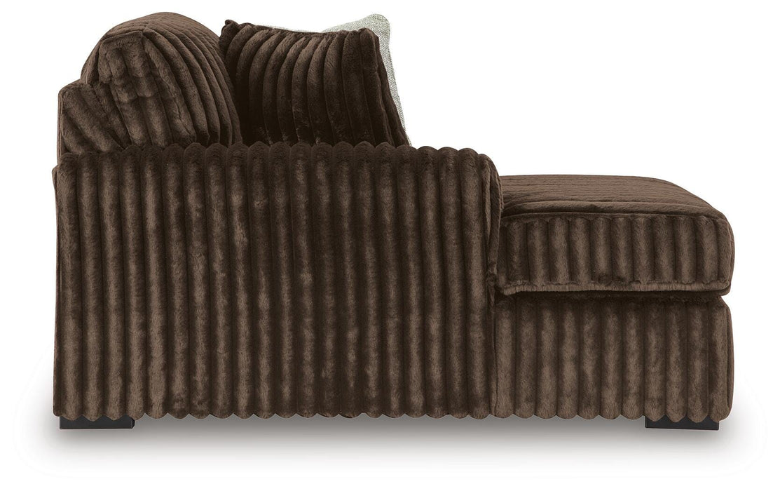 Five Star Furniture - Midnight-Madness Sectional with Chaise