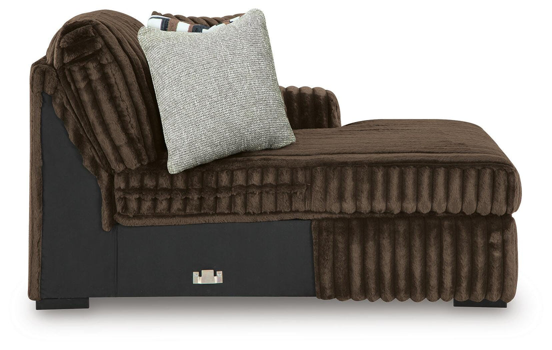 Five Star Furniture - Midnight-Madness Sectional with Chaise