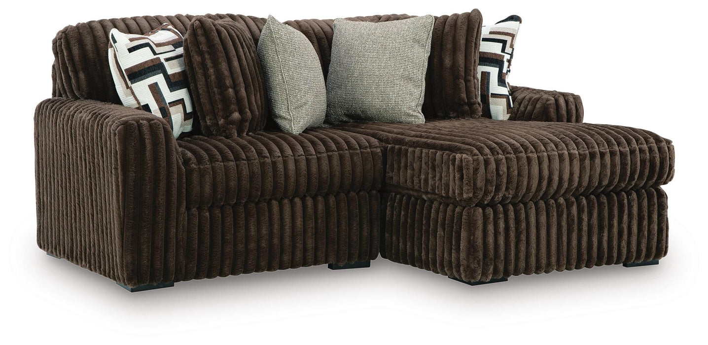 Five Star Furniture - Midnight-Madness Sectional with Chaise