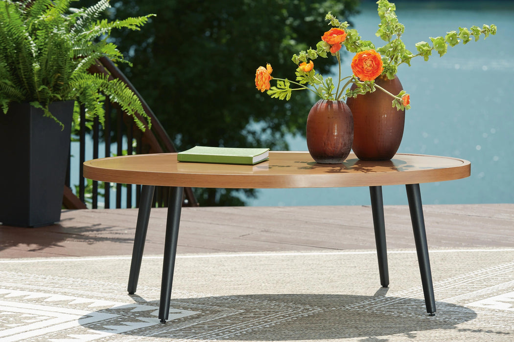 Five Star Furniture - Horizon Hall Outdoor Coffee Table