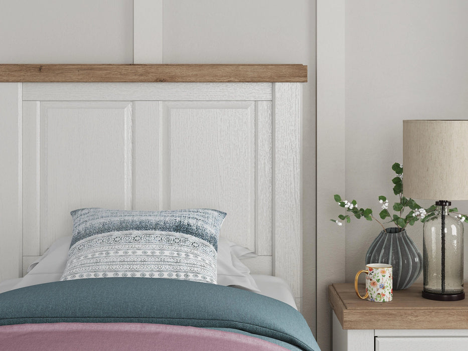 Five Star Furniture - Savonport Bed