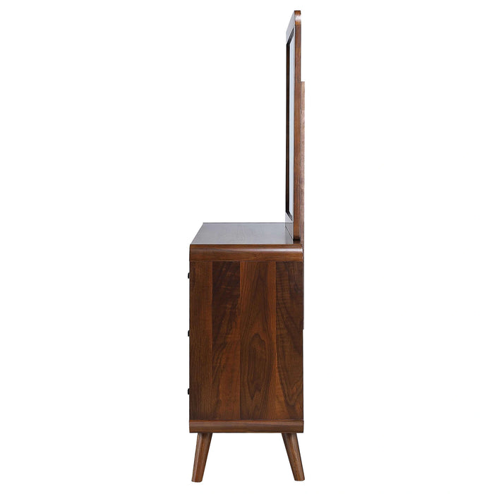 Five Star Furniture - Robyn Dresser with Mirror