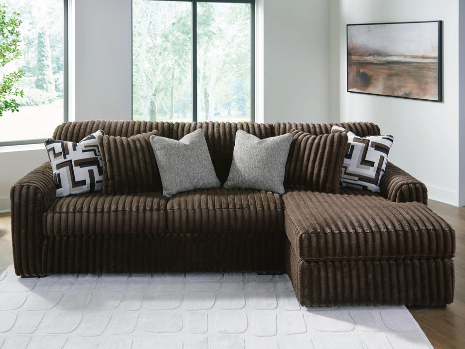 Five Star Furniture - Midnight-Madness Sectional Sofa with Chaise
