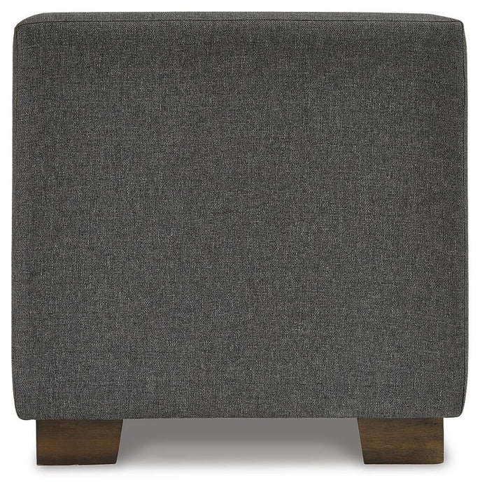 Five Star Furniture - Cortwell Storage Bench