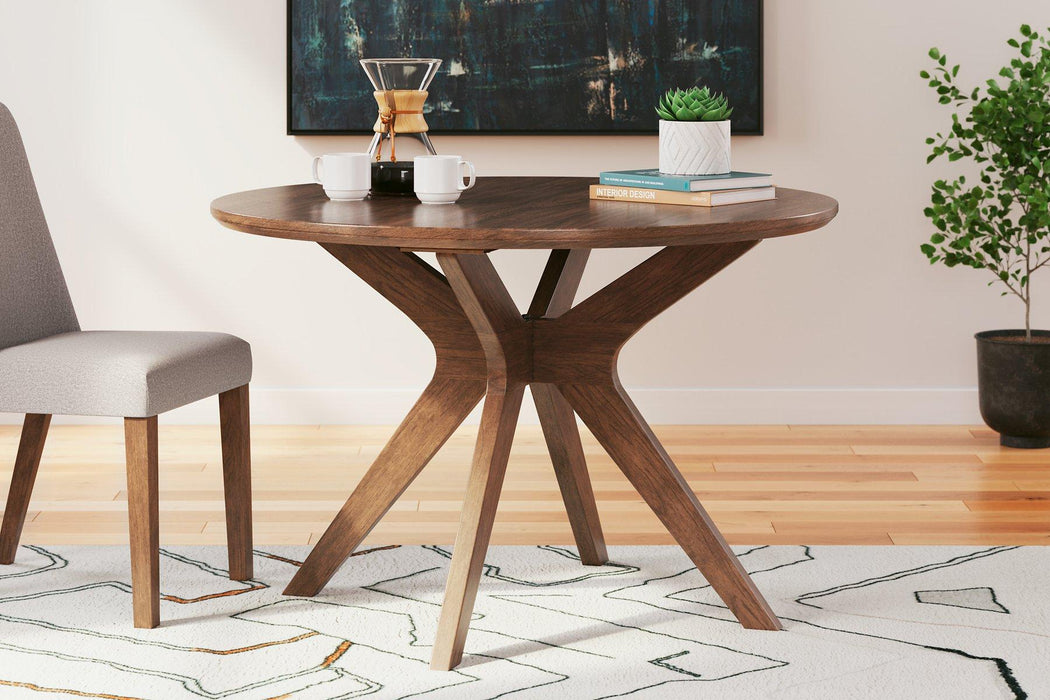 Five Star Furniture - Lyncott Dining Room Set - Five Star Furniture & Mattress (GA)