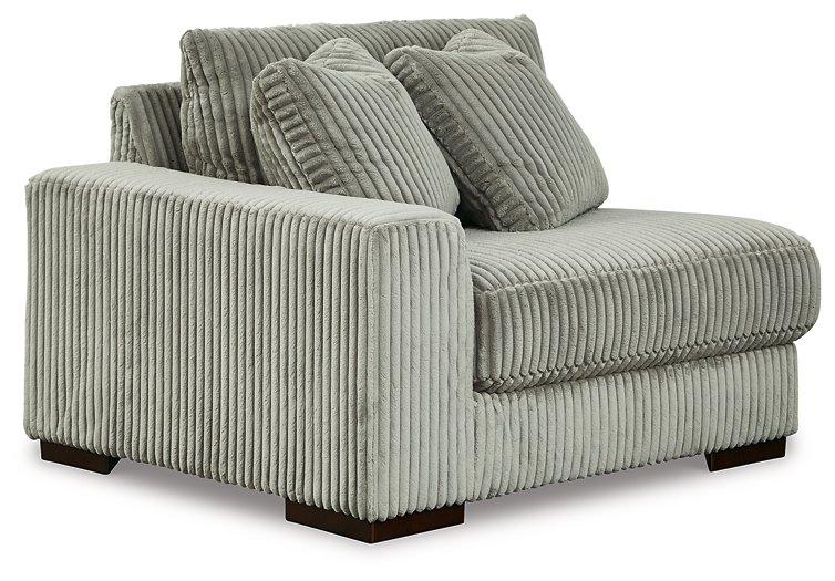 Five Star Furniture - Lindyn Sectional with Chaise