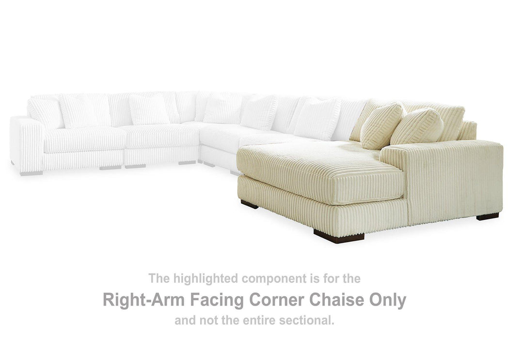 Five Star Furniture - Lindyn Sectional with Chaise