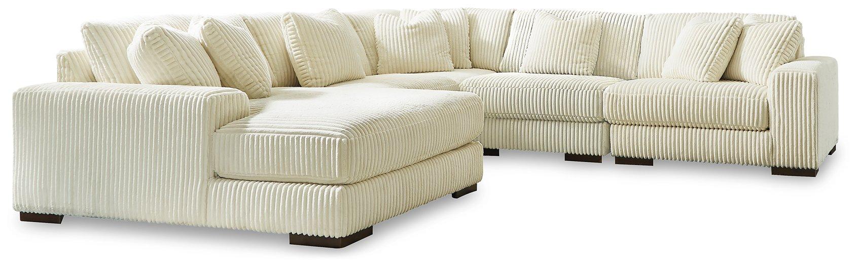 Five Star Furniture - Lindyn Sectional with Chaise