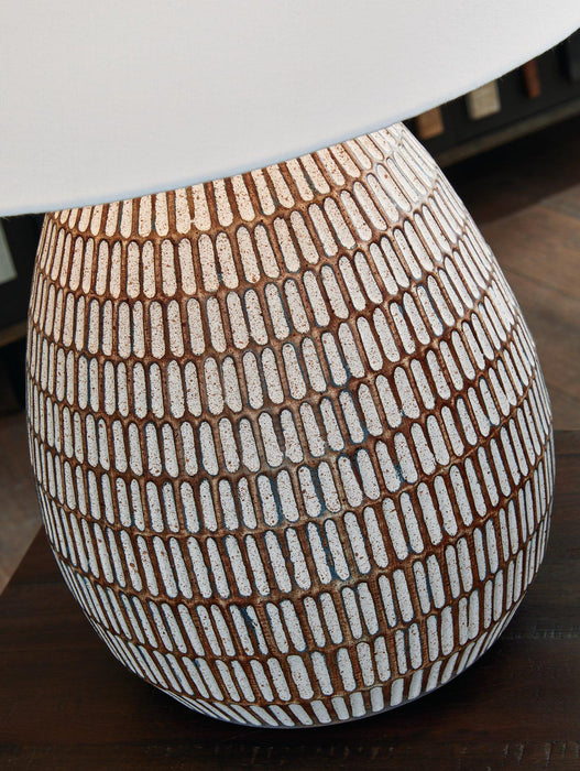 Five Star Furniture - Darrich Table Lamp