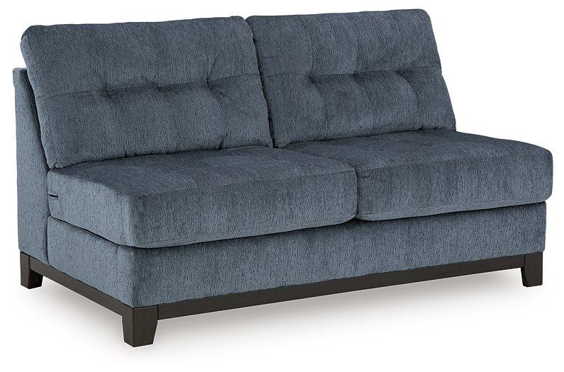 Five Star Furniture - Maxon Place Sectional with Chaise