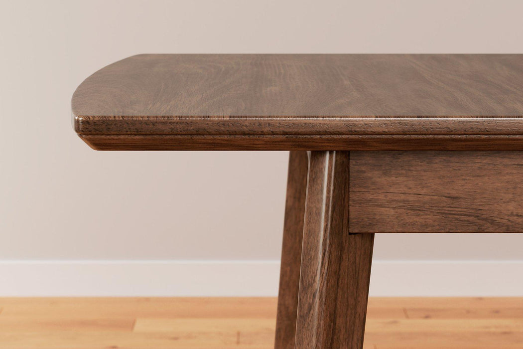 Five Star Furniture - Lyncott Dining Room Set - Five Star Furniture & Mattress (GA)