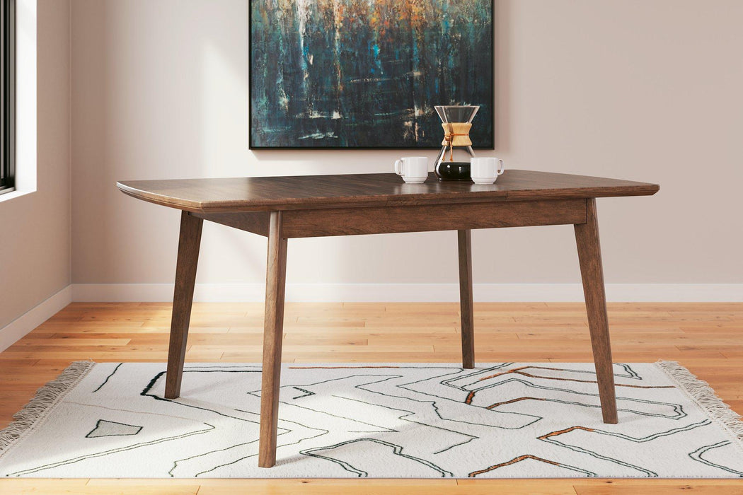 Five Star Furniture - Lyncott Dining Room Set - Five Star Furniture & Mattress (GA)