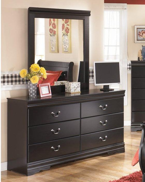 Five Star Furniture - Huey Vineyard Dresser and Mirror