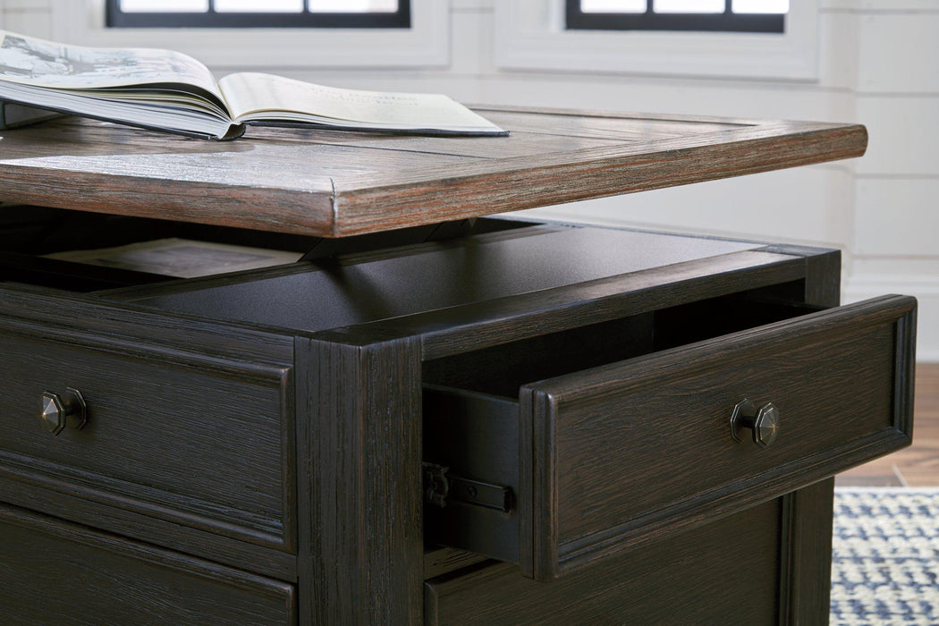 Five Star Furniture - Tyler Creek Occasional Table Set