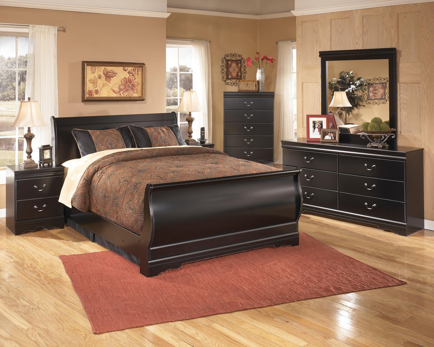 Five Star Furniture - Huey Vineyard Dresser and Mirror