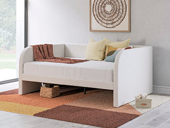 Five Star Furniture - Arloster Upholstered Bed