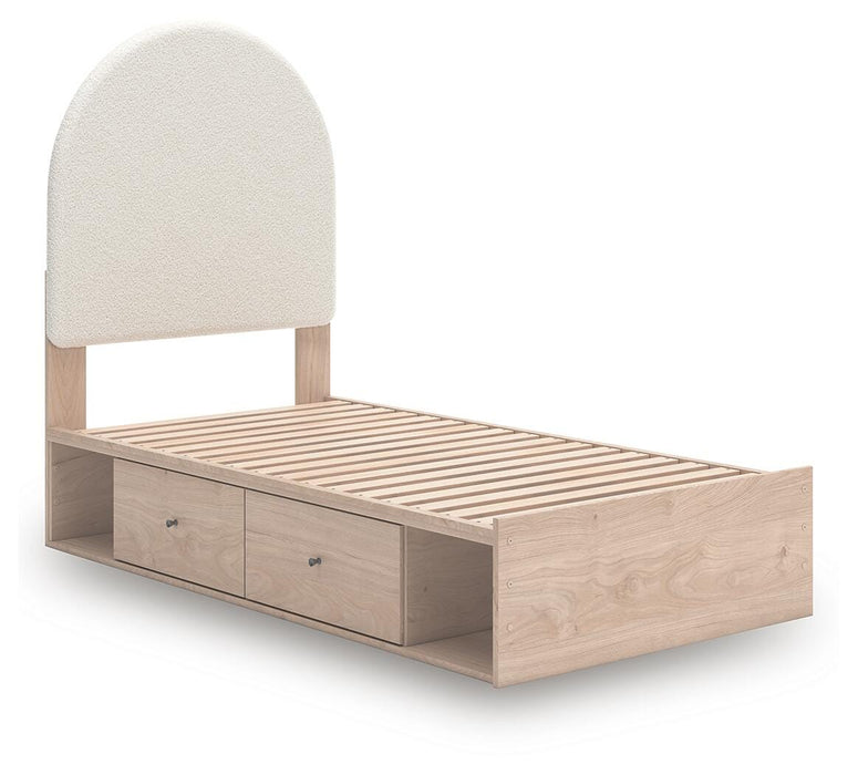 Five Star Furniture - Arloster Upholstered Bed