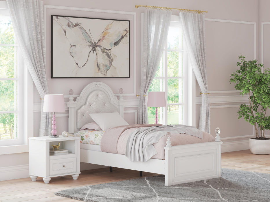 Five Star Furniture - Kozlani Upholstered Bed