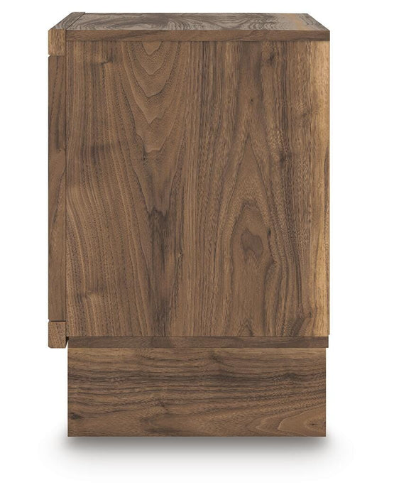 Five Star Furniture - Chirason Nightstand