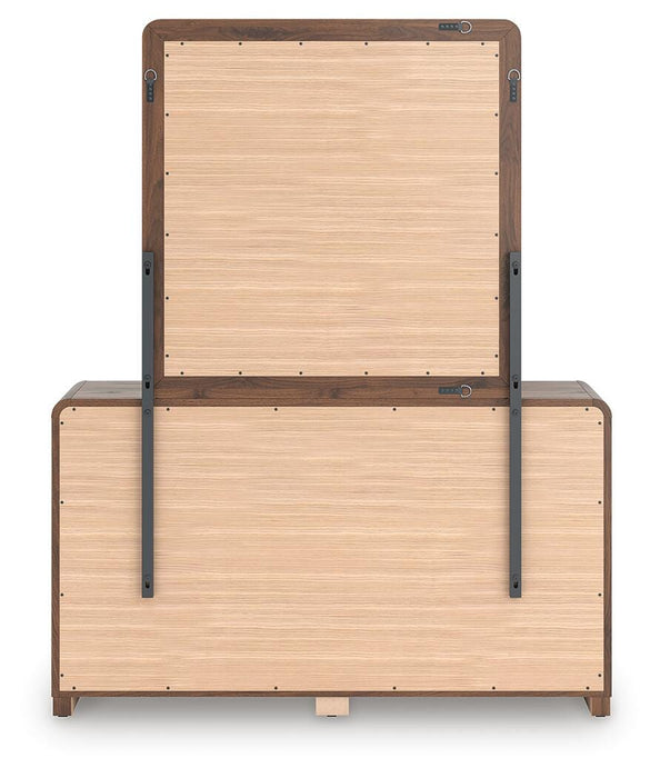 Five Star Furniture - Fortlorn Dresser and Mirror