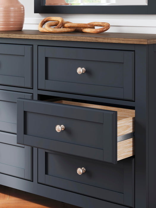 Five Star Furniture - Landocken Bedroom Package