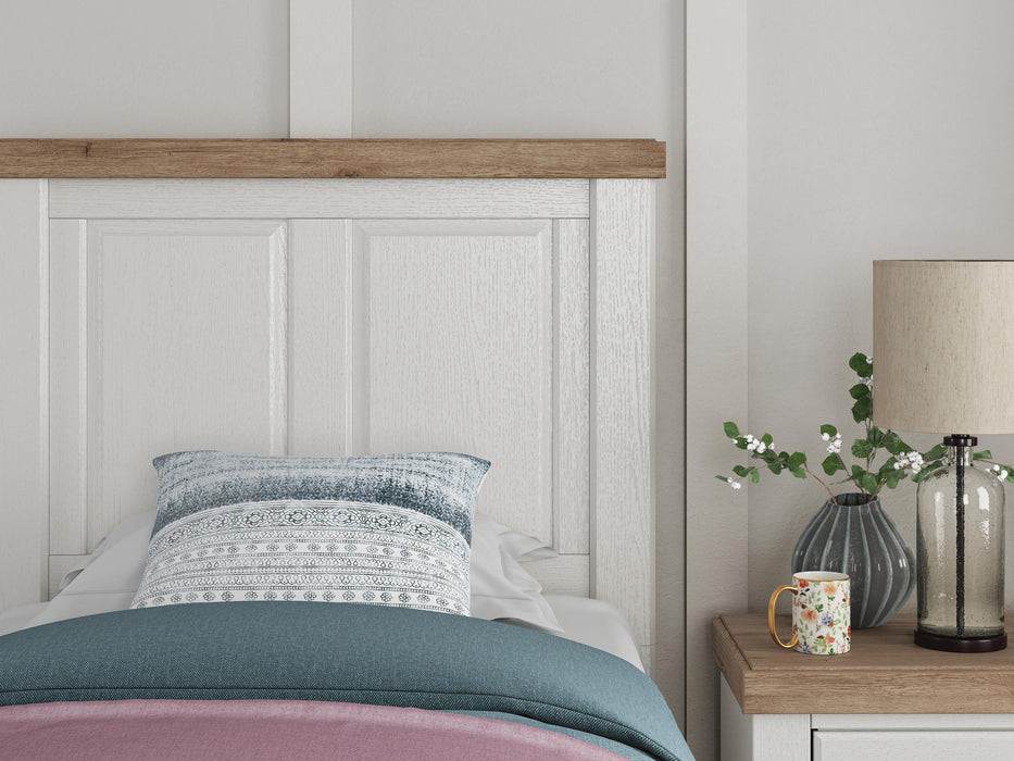 Five Star Furniture - Savonport Bed