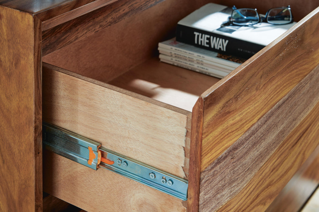 Five Star Furniture - Dressonni Nightstand