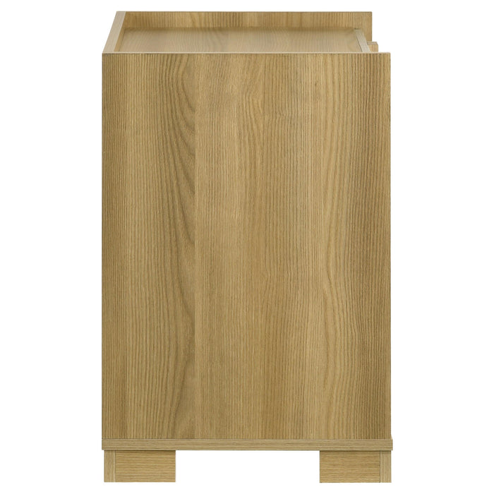 Five Star Furniture - Hyland Nightstand