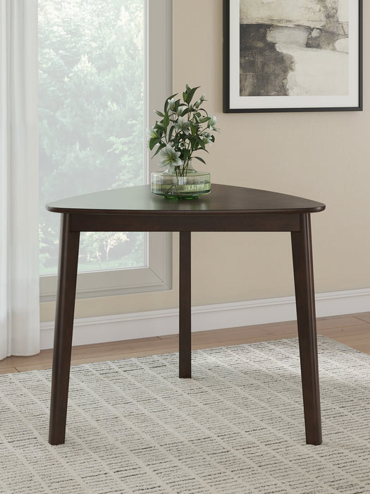 Five Star Furniture - Mallenette Dining Table - Five Star Furniture & Mattress (GA)