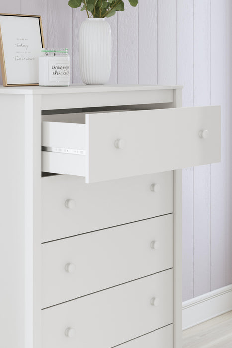 Five Star Furniture - Hallityn Chest of Drawers