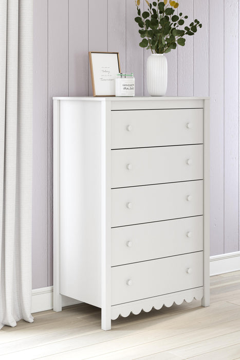Five Star Furniture - Hallityn Chest of Drawers