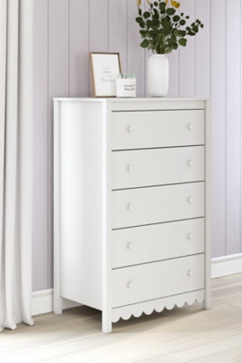 Five Star Furniture - Hallityn Chest of Drawers - Five Star Furniture & Mattress (GA)