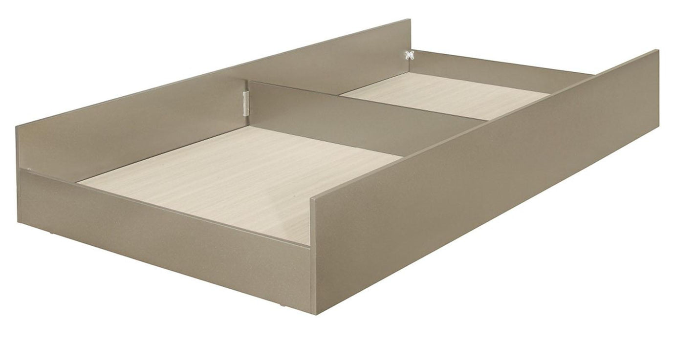 Youth Loudon Full Platform with Trundle Bed in Champagne Metallic