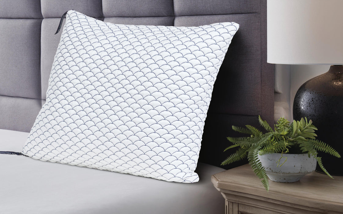 Five Star Furniture - DreamCloudTM Classic / Pillow (Set of 4)