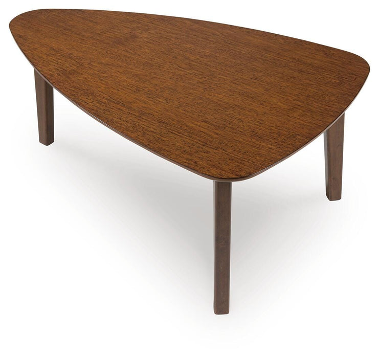 Five Star Furniture - Lyncott Table (Set of 3)