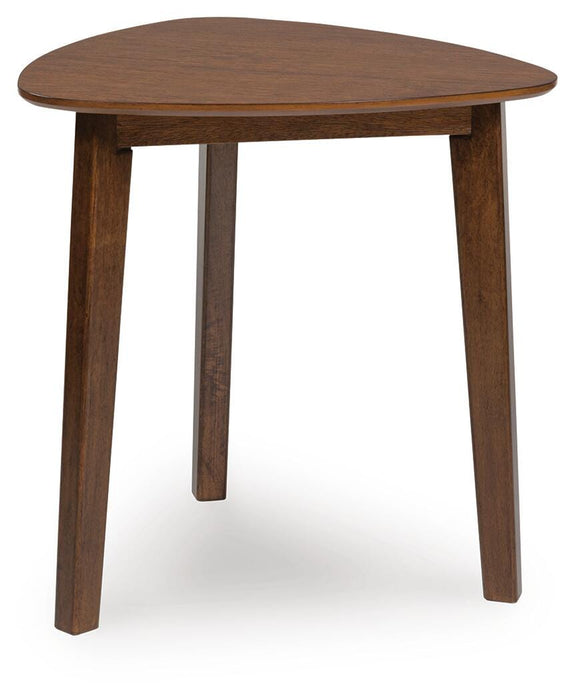 Five Star Furniture - Lyncott Table (Set of 3)