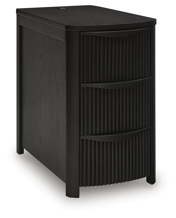 Five Star Furniture - Camdill Chairside End Table