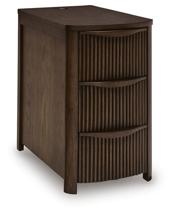 Five Star Furniture - Camdill Chairside End Table
