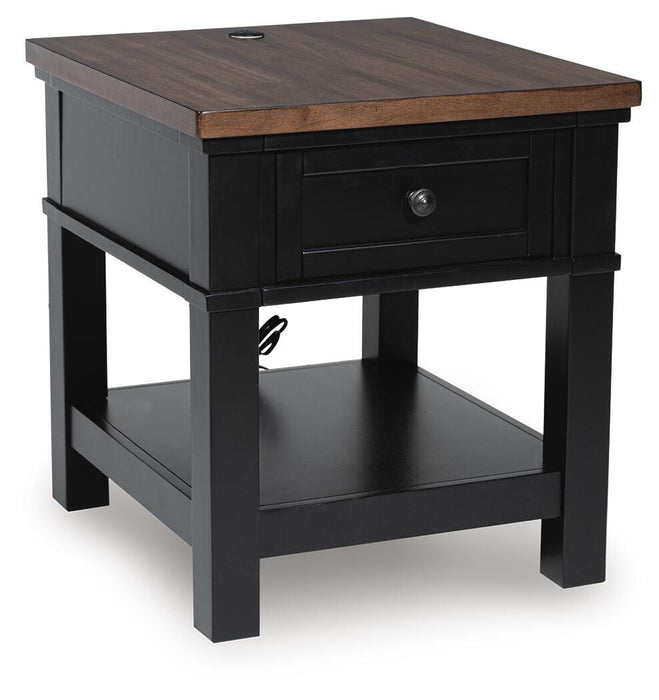 Five Star Furniture - Wildenauer End Table
