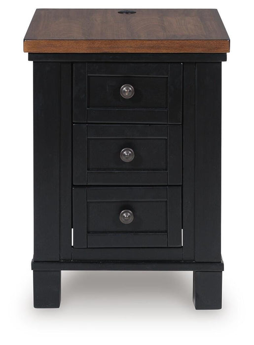 Five Star Furniture - Wildenauer Chairside End Table