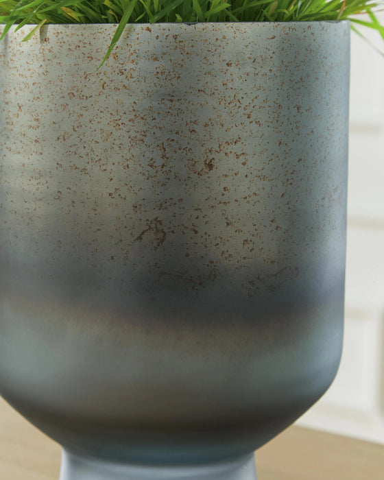 Five Star Furniture - Pennmore Vase