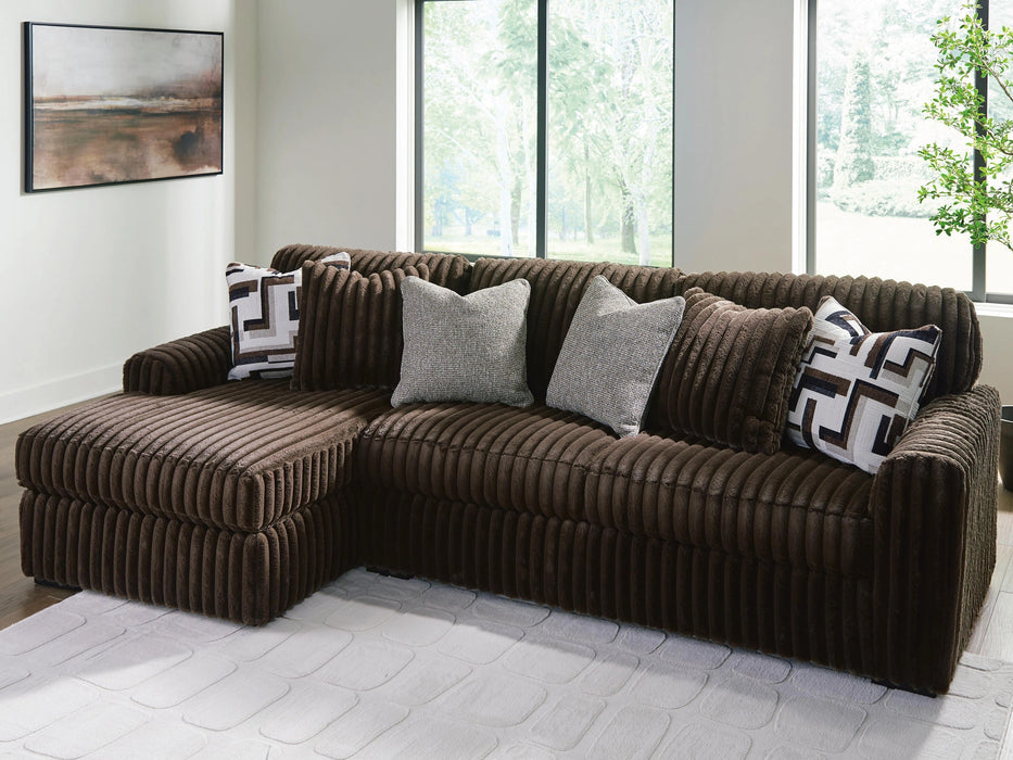 Five Star Furniture - Midnight-Madness Sectional Sofa with Chaise