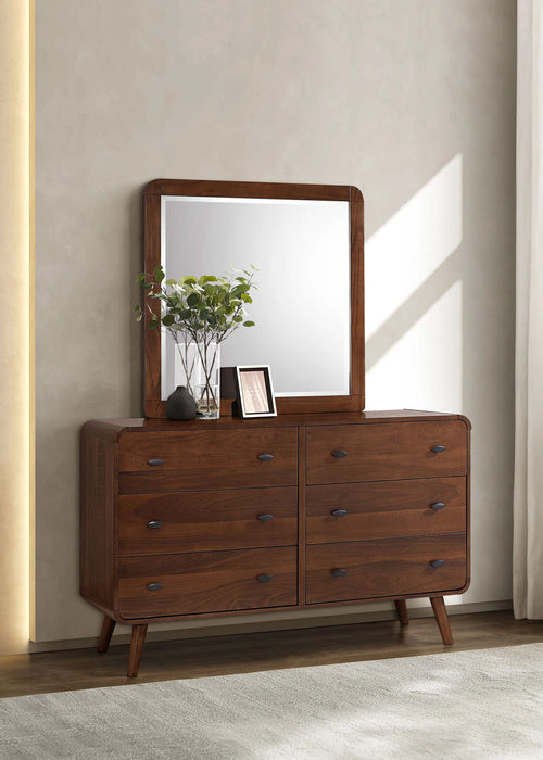 Five Star Furniture - Robyn Dresser with Mirror