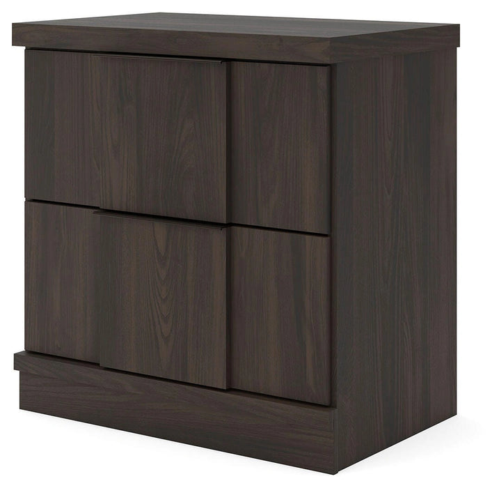 Five Star Furniture - Shaehartin Nightstand