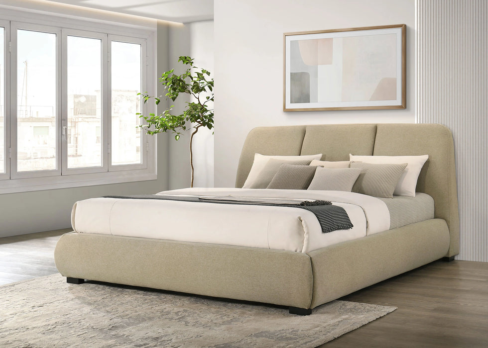 Five Star Furniture - Mokena Panel Platform Bed