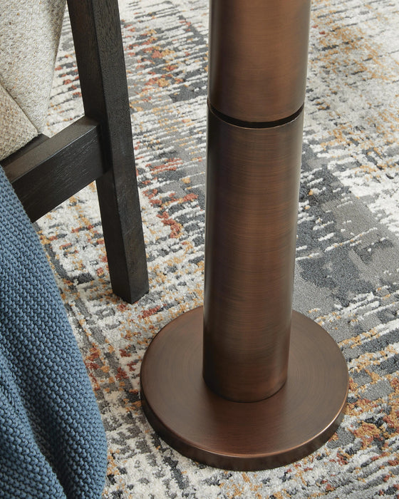 Five Star Furniture - Wendfield Floor Lamp