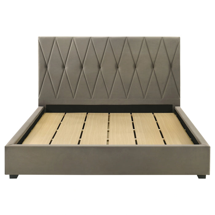 Five Star Furniture - Delsea Panel Platform Bed