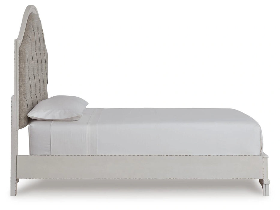 Five Star Furniture - Blendon Queen Upholstered Bed